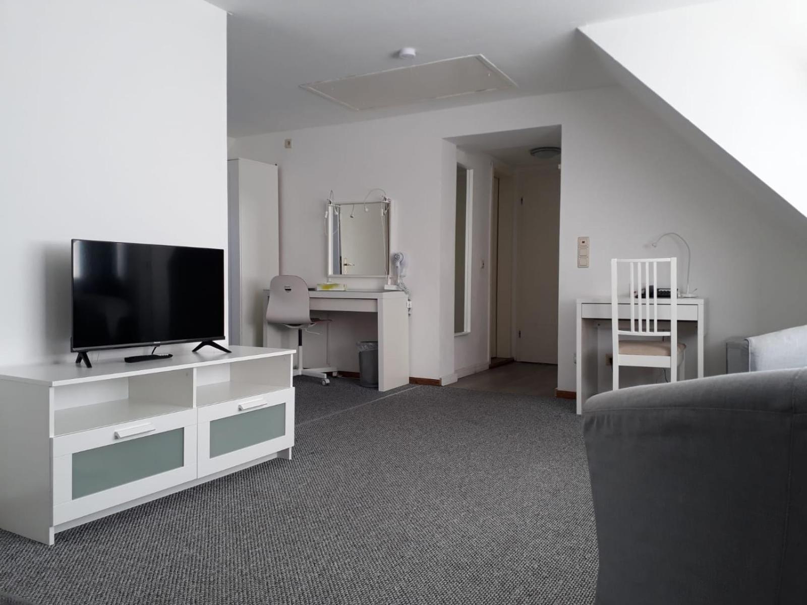 Hotel Restaurant Adria Kroatien Bad Ems Eksteriør billede